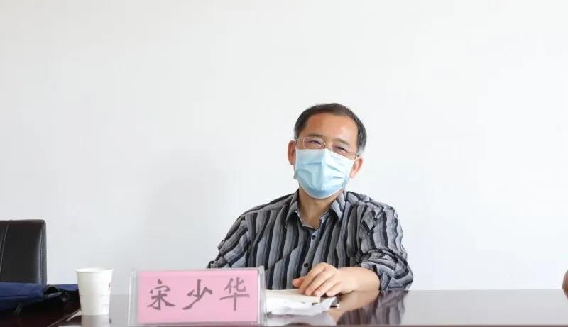 黄3.jpg